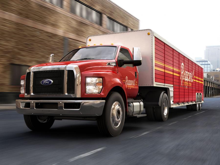 Ford F-750 Super Duty Regular Cab 2014 года  (фото 1 из 1)